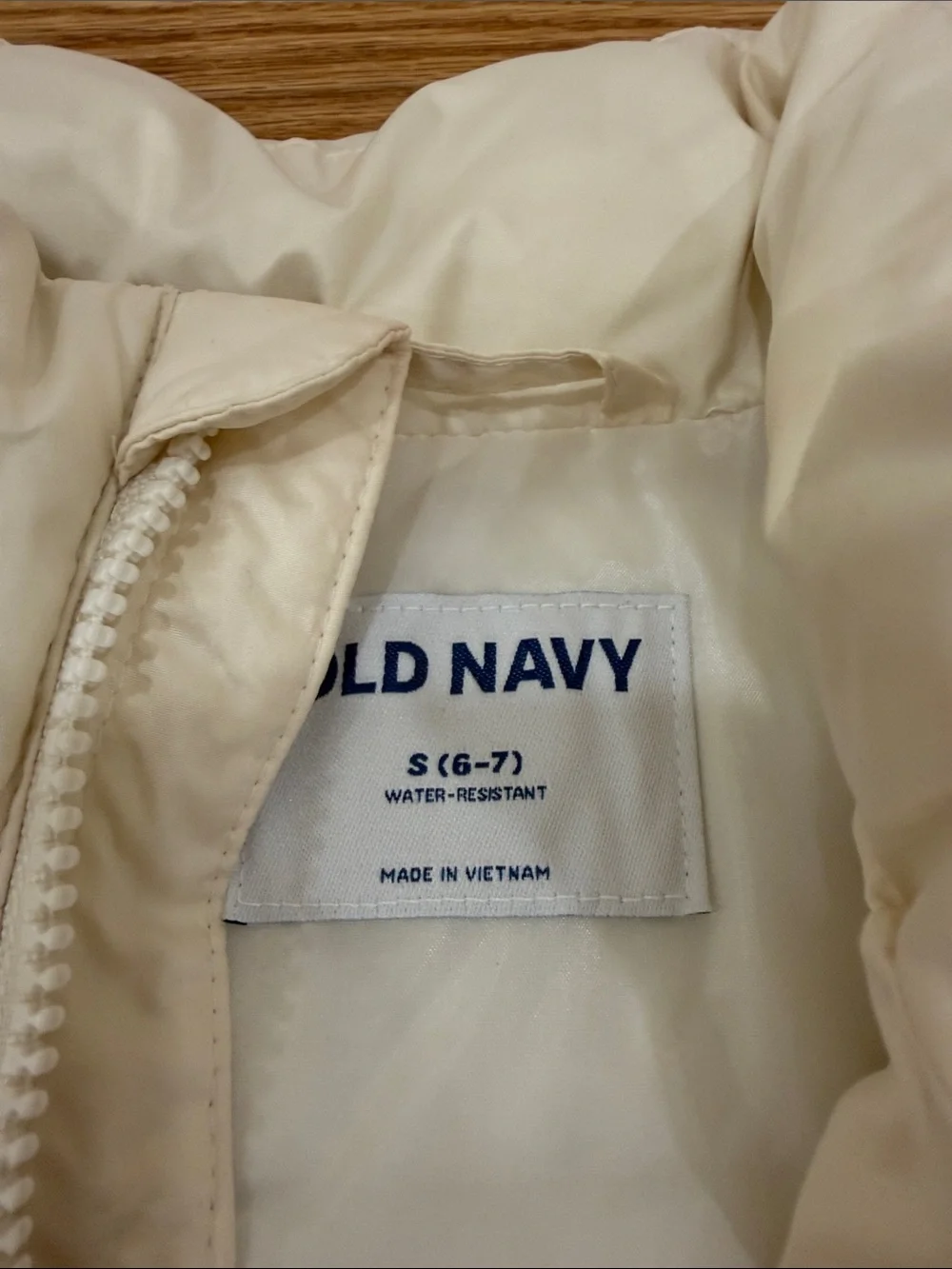 Old Navy Ivory Quilted Puffer Vest